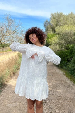 Robe à Détails Sur Les Manches -Lady Doux Soldes Magasin 1100 003800 0001 9259