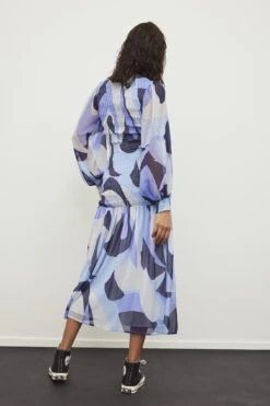 Lady Doux Soldes Magasin 11 Lady Doux Soldes Magasin -Lady Doux Soldes Magasin all blue smocked balloon sleeve dress 1736 000074 0268123