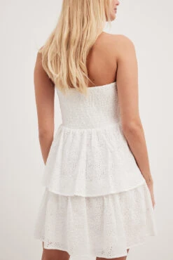 Robe Bandeau Courte à Volants Et Broderie Anglaise 4 Robe Bandeau Courte à Volants Et Broderie Anglaise -Lady Doux Soldes Magasin angalise bandeau frill mini dress 1014 001546 0001 30506