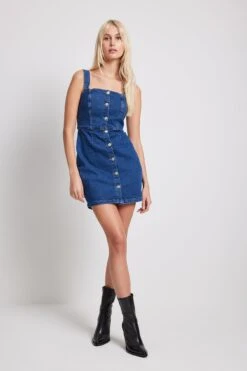 NA-KD Robe Mini En Jean -Lady Doux Soldes Magasin buttoned denim mini dress 1018 009933 011613398