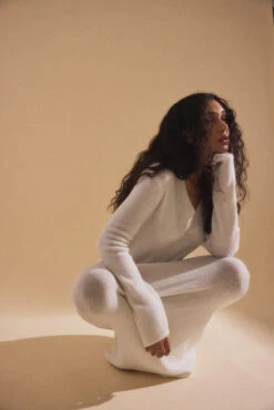 NA-KD Robe Longue En Maille à Encolure En V Profonde -Lady Doux Soldes Magasin bw knitted deep v neck maxi dress 1018 009972 0260 1