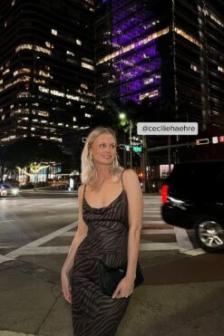 Robe Longue à Col Bénitier -Lady Doux Soldes Magasin ceciliehaehre 1017 001905 9787 social 1