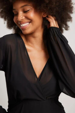 Robe En Mousseline Avec Décolleté En V -Lady Doux Soldes Magasin chiffon v neck dress 1018 009793 00020076