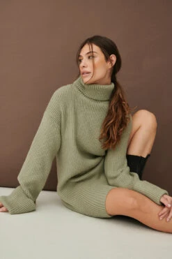 Lady Doux Soldes Magasin 24 Lady Doux Soldes Magasin -Lady Doux Soldes Magasin claire high neck rib knit dress 1720 000048 4083 02j