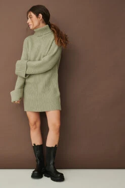 Robe En Maille Côtelée à Col Montant -Lady Doux Soldes Magasin claire high neck rib knit dress 1720 000048 4083 04c