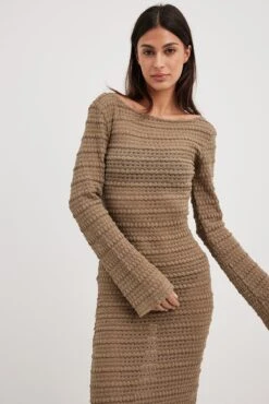Robe Longue Structurée En Maille Crochetée 23 Robe Longue Structurée En Maille Crochetée -Lady Doux Soldes Magasin crochet structured maxi dress 1018 010481 0017 5079 1
