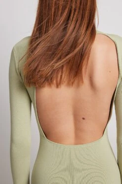 Robe à Dos Ouvert Avec Armatures 19 Robe à Dos Ouvert Avec Armatures -Lady Doux Soldes Magasin cup detailed open back dress 1776 000008 3014654