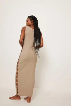 Robe Longue En Maille à Découpes 13 Robe Longue En Maille à Découpes -Lady Doux Soldes Magasin cut out detail knitted maxi dress 1787 000004 00056757