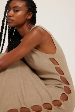 Robe Longue En Maille à Découpes 15 Robe Longue En Maille à Découpes -Lady Doux Soldes Magasin cut out detail knitted maxi dress 1787 000004 00056774