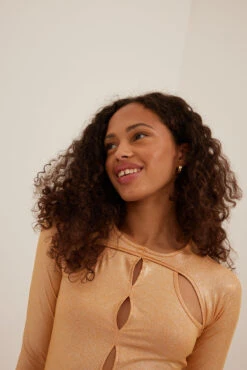 Robe Courte Avec Découpes Sur Le Devant -Lady Doux Soldes Magasin cut out front mini dress 1018 009748 02613751