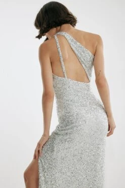 Robe à Sequins Et Décolleté Profond 28 Robe à Sequins Et Décolleté Profond -Lady Doux Soldes Magasin deep front sequin dress 1708 000096 00011054