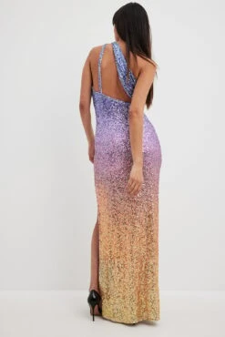 Robe à Sequins Et Décolleté Profond 21 Robe à Sequins Et Décolleté Profond -Lady Doux Soldes Magasin deep front sequin dress 1708 000096 9735 4