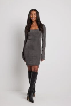 Robe Mini à Encolure Profonde 6 Robe Mini à Encolure Profonde -Lady Doux Soldes Magasin deep neckline mini dress 1774 000050 0008 5449