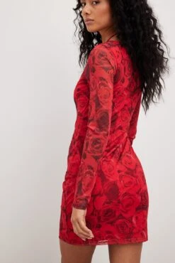 Robe Courte En Tulle à Décolleté Profond Et Bretelles -Lady Doux Soldes Magasin deep neckline strap mesh mini dress 1018 010315 613520511