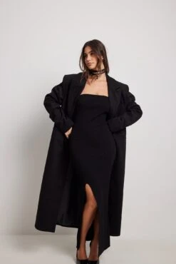 Robe Tube En Maille Fine à Fente Haute 21 Robe Tube En Maille Fine à Fente Haute -Lady Doux Soldes Magasin fine knitted high slit tube dress 1018 009952 0002 1