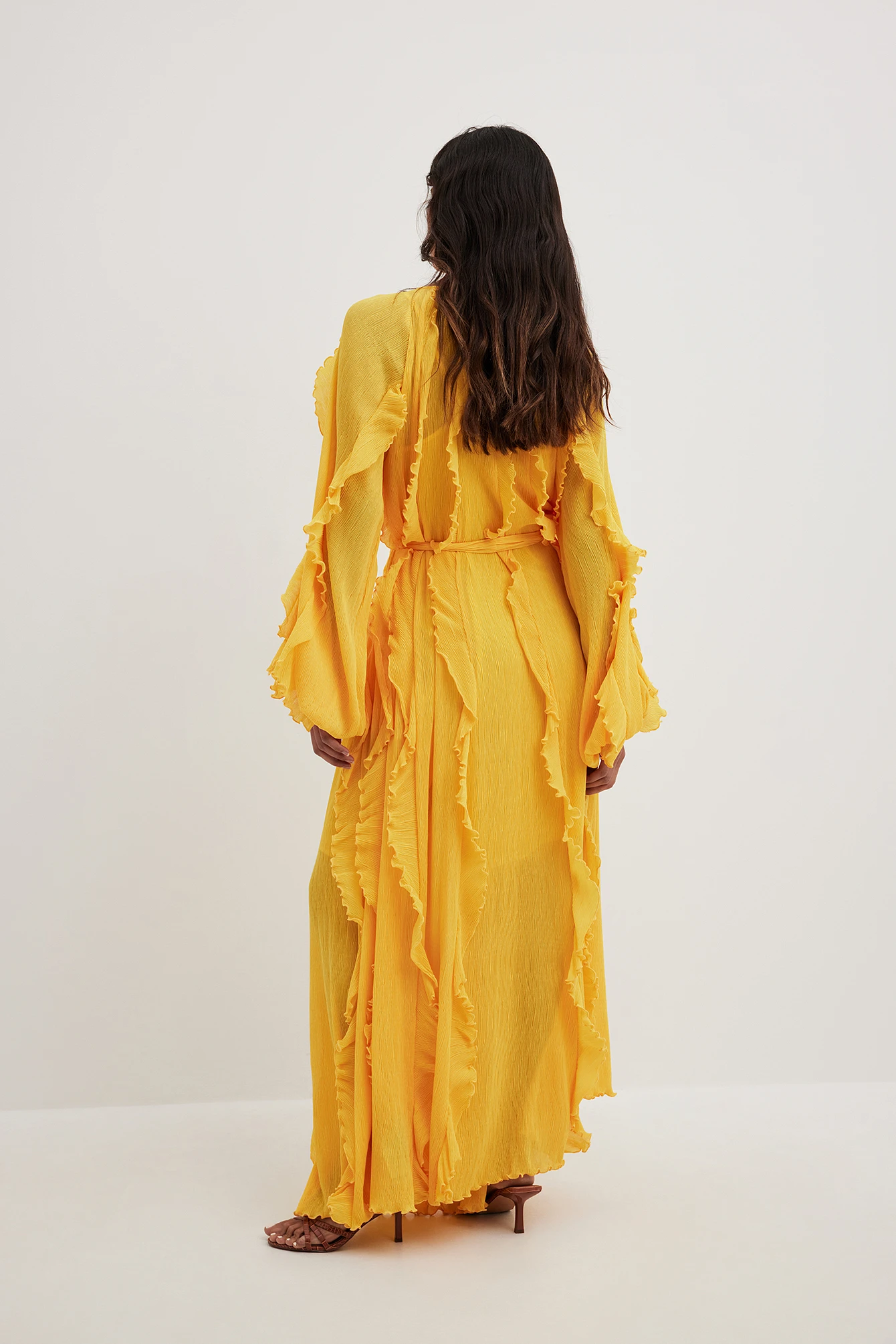 Robe Longue à Volants 3 Robe Longue à Volants – Image 3