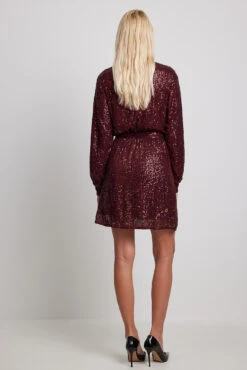 Robe Fluide Ceinturée à Sequins -Lady Doux Soldes Magasin flowy belted sequin dress 1017 002000 02870822