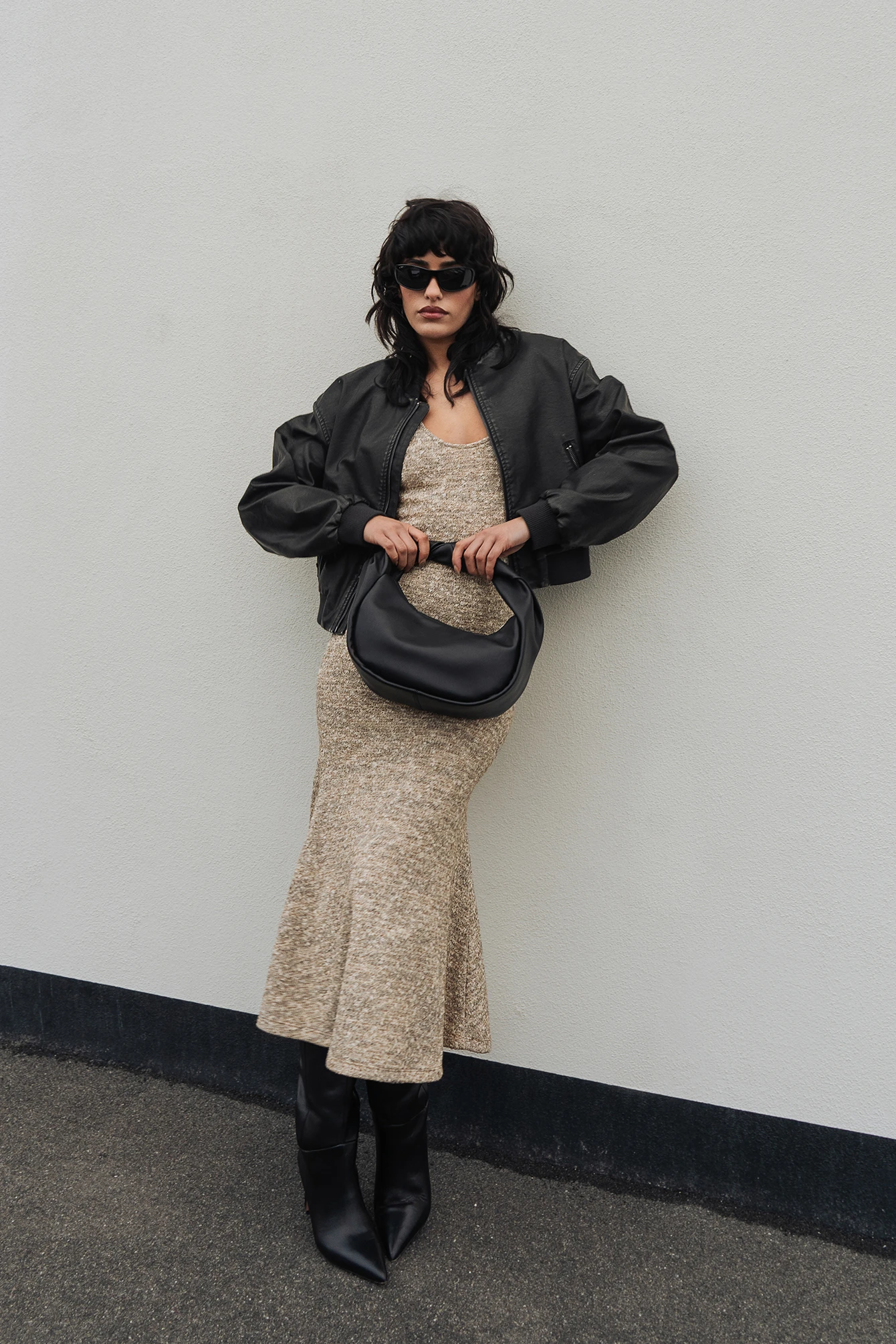 Robe En Tissu Mélangé Avec Bas Fluide 5 Robe En Tissu Mélangé Avec Bas Fluide – Image 5