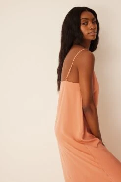 Robe Longue Fluide 16 Robe Longue Fluide -Lady Doux Soldes Magasin flowy strap maxi dress 1736 000346 0124 04