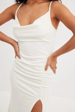 Robe Froncée à Laçage Sur Le Devant -Lady Doux Soldes Magasin gathered front strap dress 1018 010356 026024885 1