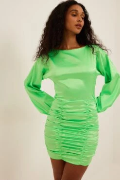 Robe Courte En Satin à Jupe Froncée -Lady Doux Soldes Magasin gathered skirt satin mini dress 1018 009851 00100585