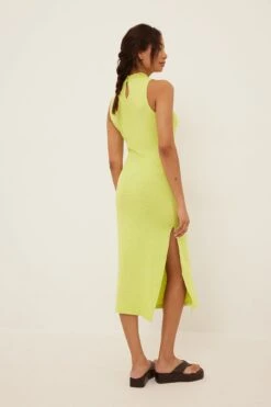 NA-KD Robe à Fente à Col Haut 13 NA-KD Robe à Fente à Col Haut -Lady Doux Soldes Magasin high neck slit detail melange dress 1100 006341 61752546