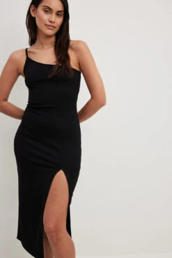 NA-KD Robe Mi-longue Asymétrique En Jersey -Lady Doux Soldes Magasin jersey one shoulder midi dress 1100 007415 000222798