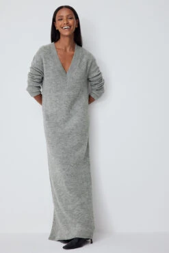 NA-KD Robe Longue En Maille à Encolure En V Profonde -Lady Doux Soldes Magasin knitted deep v neck maxi dress 1018 009972 00086644