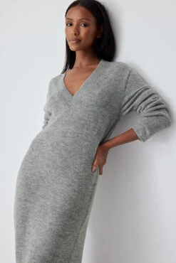 NA-KD Robe Longue En Maille à Encolure En V Profonde -Lady Doux Soldes Magasin knitted deep v neck maxi dress 1018 009972 00086658