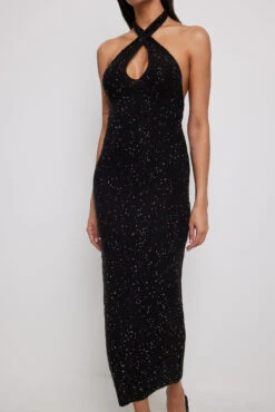 Robe Longue En Maille à Dos Nu 12 Robe Longue En Maille à Dos Nu -Lady Doux Soldes Magasin knitted halterneck sequin midi dress 1018 009901 000213166