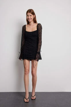 Robe Mini En Dentelle 6 Robe Mini En Dentelle -Lady Doux Soldes Magasin lace mini dress 1017 001854 000219966
