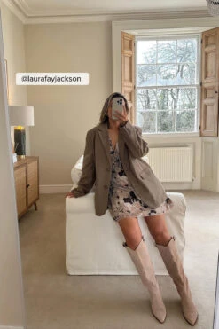 Robe Courte Fluide à Volants -Lady Doux Soldes Magasin laurafayjackson 1014 001496 0149 social