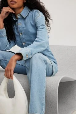 NA-KD Robe Courte En Denim à Taille Marquée -Lady Doux Soldes Magasin marked waist mini denim dress 1100 007233 004717380