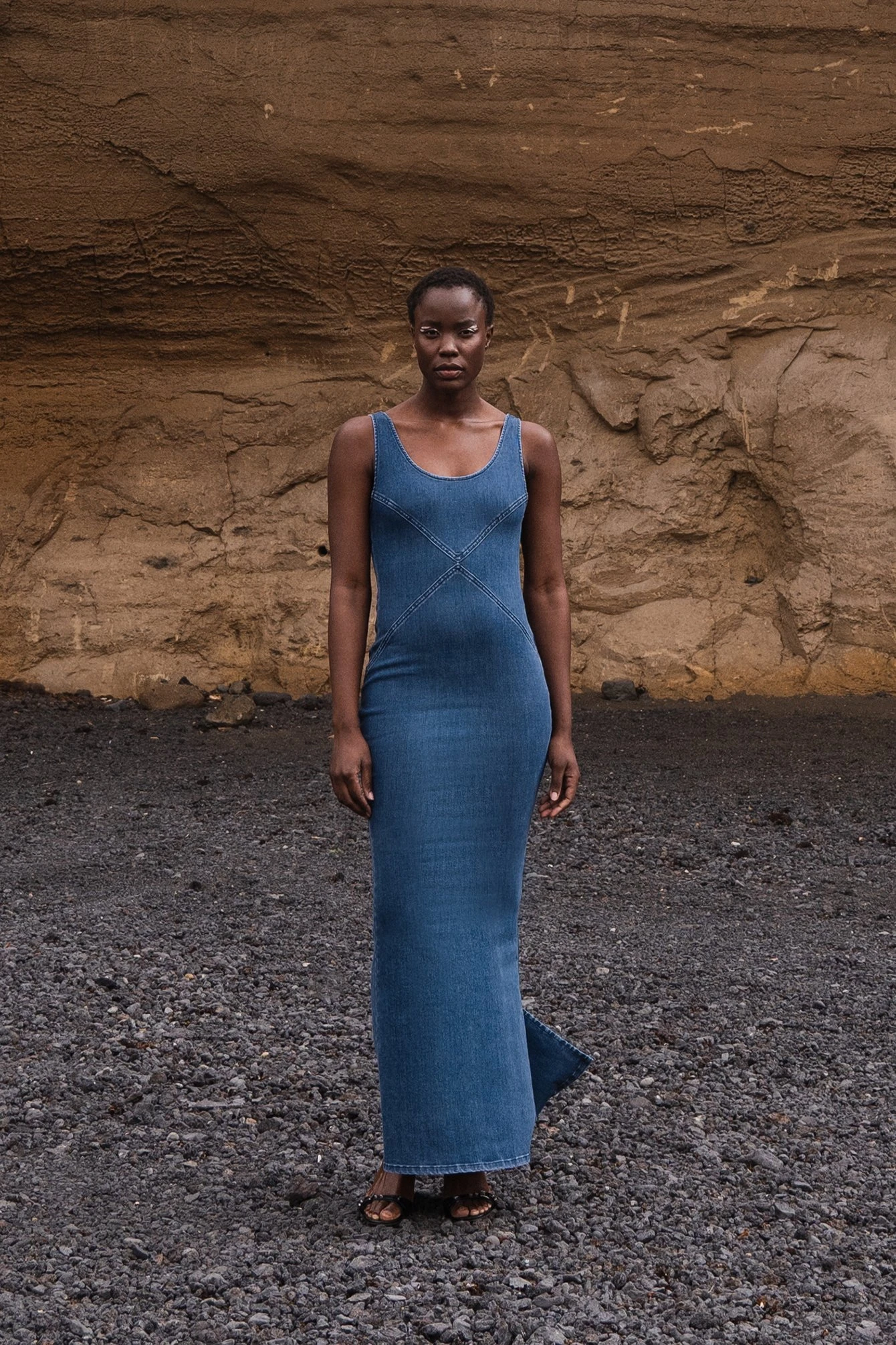 NA-KD Robe Longue En Denim 13 NA-KD Robe Longue En Denim – Image 13