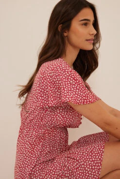 NA-KD Robe Mini Boutonnée à Motifs -Lady Doux Soldes Magasin mini printed buttoned dress 1100 006140 00041847