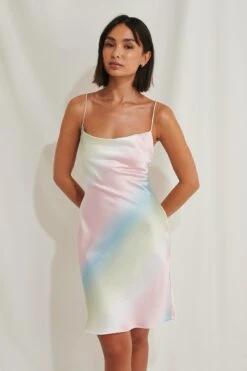 Mini Robe Satin RecycléeMini Robe Satin Recyclée -Lady Doux Soldes Magasin moa mattsson satin mini dress 1727 000003 9416 04j