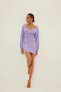 Robe Mini Structurée à Manches Longues Ballon -Lady Doux Soldes Magasin na kd structured long sleeve balloon mini dress 1017 001477 0208 1376