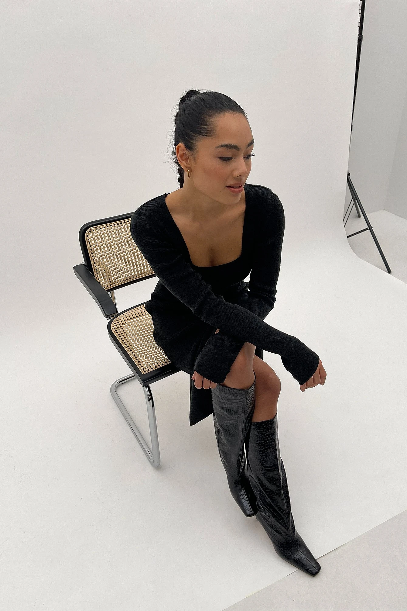 Robe Fendue Avec Décolleté En Cœur 3 Robe Fendue Avec Décolleté En Cœur – Image 3