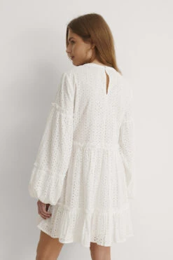 Robe -Lady Doux Soldes Magasin nakd anglaise balloon sleeve frill dress 1014 000872 0001 02k r