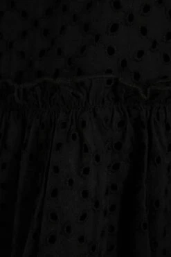 Robe -Lady Doux Soldes Magasin nakd anglaise frill dress 1014 000872 0002 05g