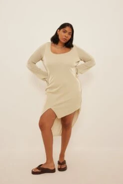 Robe Courte Asymétrique En Lurex -Lady Doux Soldes Magasin nakd asymmetric lurex mini dress 1017 001777 0005 2572