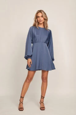 Robe Mini à Manches Ballon -Lady Doux Soldes Magasin nakd ballon sleeve flowy mini dress 1014 001315 0617 03c
