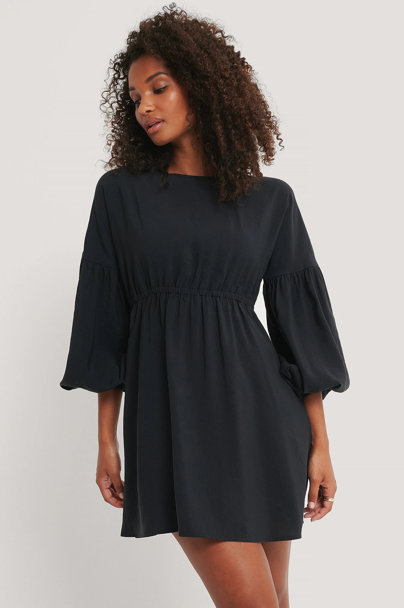 Robe Mini Ballon 3 Robe Mini Ballon – Image 3