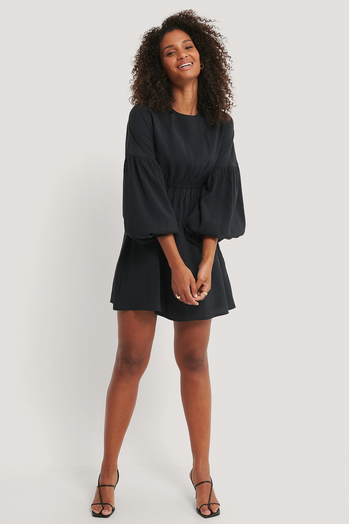 Robe Mini Ballon 1 Robe Mini Ballon