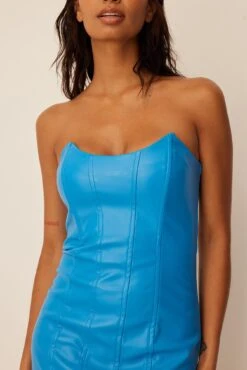 Mini Robe Bandeau En Faux Cuir -Lady Doux Soldes Magasin nakd bandeau pu corset dress 1736 000310 0003 0112 1