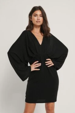 Robe Mini À Paillettes Manches Chauve-Souris -Lady Doux Soldes Magasin nakd batwing glitter mini dress 1017 000921 0002 01j