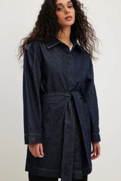 NA-KD Robe En Jean à Ceinture -Lady Doux Soldes Magasin nakd belted denim dress 1100 006889 1478 13338