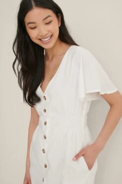 NA-KD Taille Courte Robe Boutonnée -Lady Doux Soldes Magasin nakd buttoned mini dress 1100 004476 0001 04a