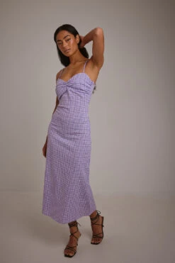 Robe Mi-longue -Lady Doux Soldes Magasin nakd checked midi dress 1761 000015 9726 5817 2