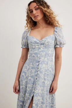 Robe Mi-longue Boutonnée Sur Le Devant En Mousseline